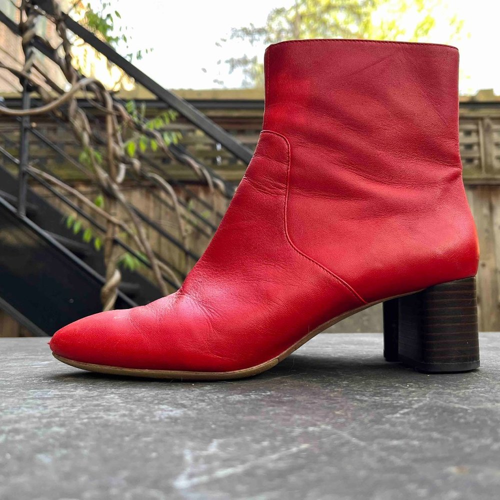 Loeffler Randall Gema Bootie size 9B